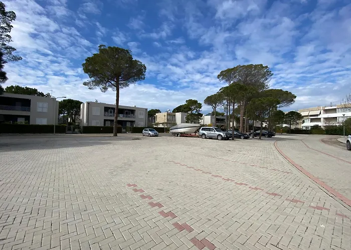 Lalzi Luxe Retreat