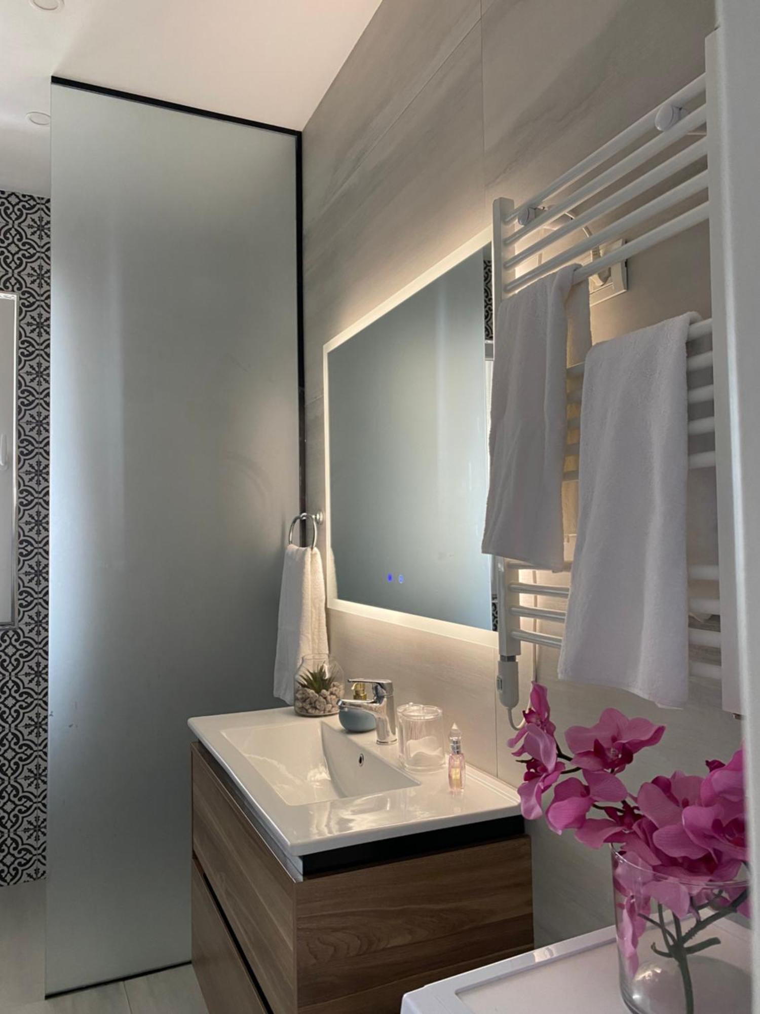 Lalzi Luxe Retreat
